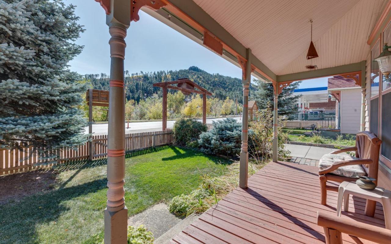 First Deadwood Cottages Экстерьер фото