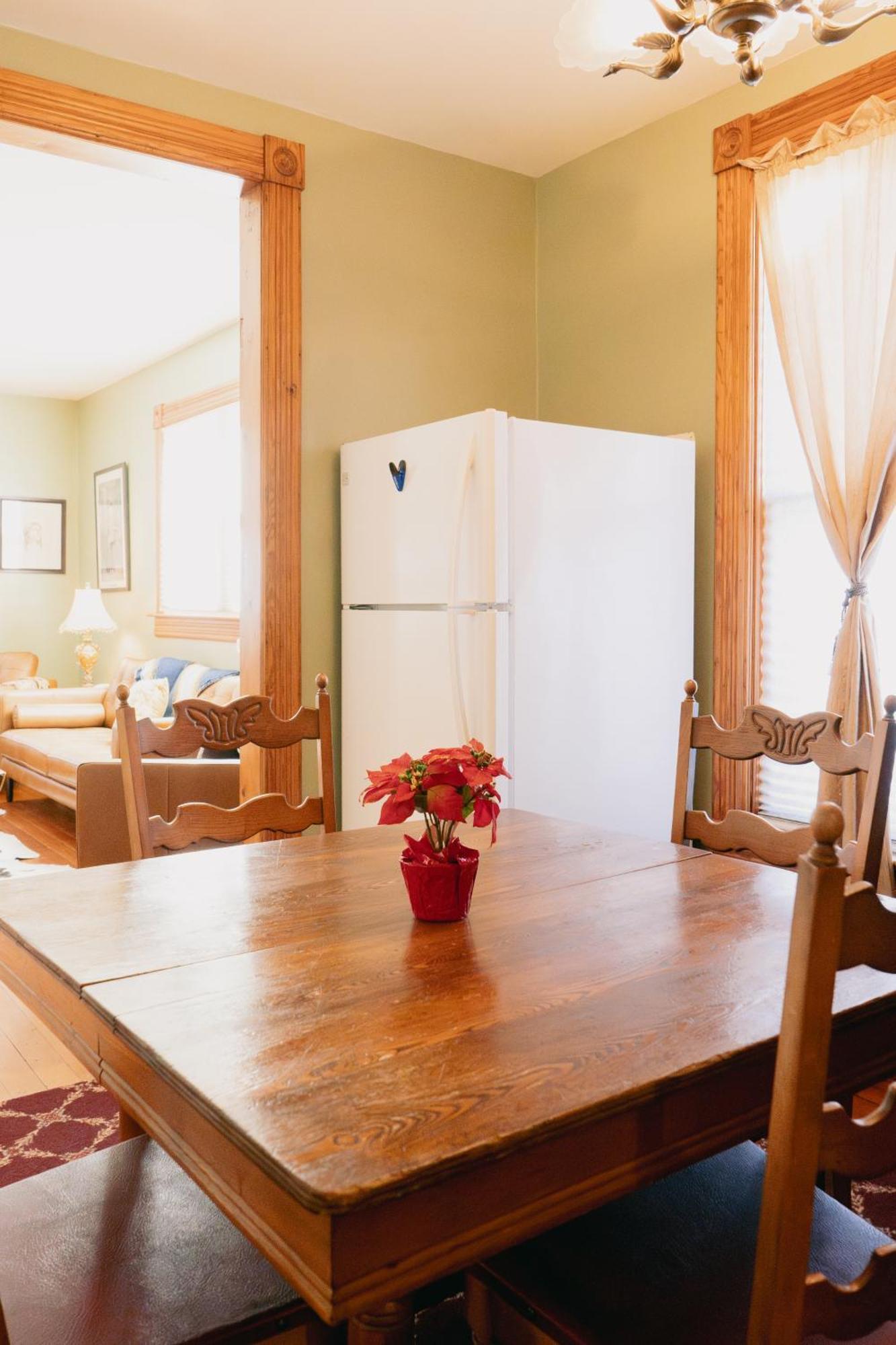 First Deadwood Cottages Экстерьер фото