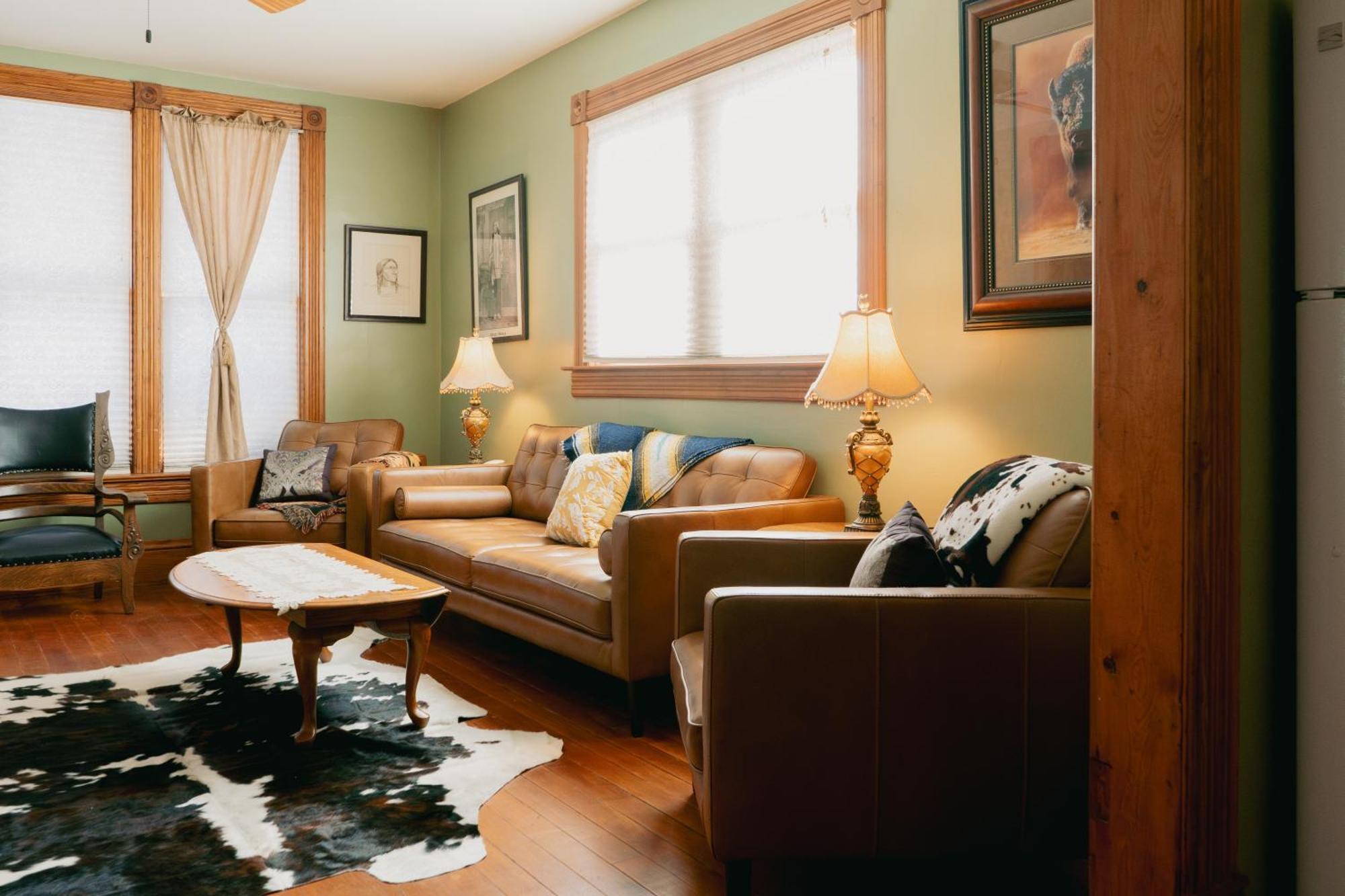 First Deadwood Cottages Экстерьер фото