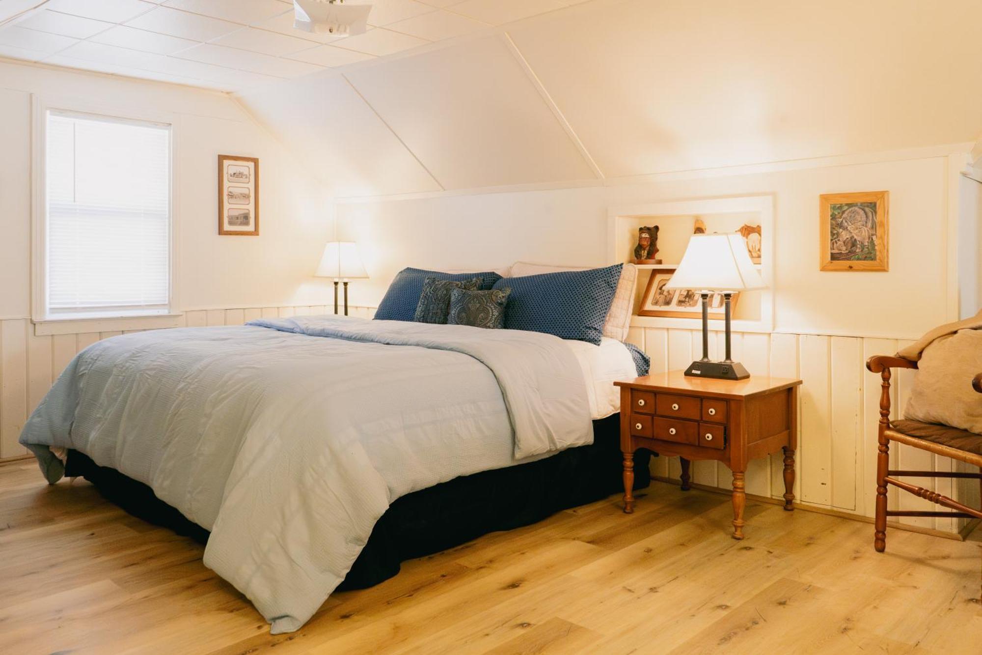 First Deadwood Cottages Экстерьер фото