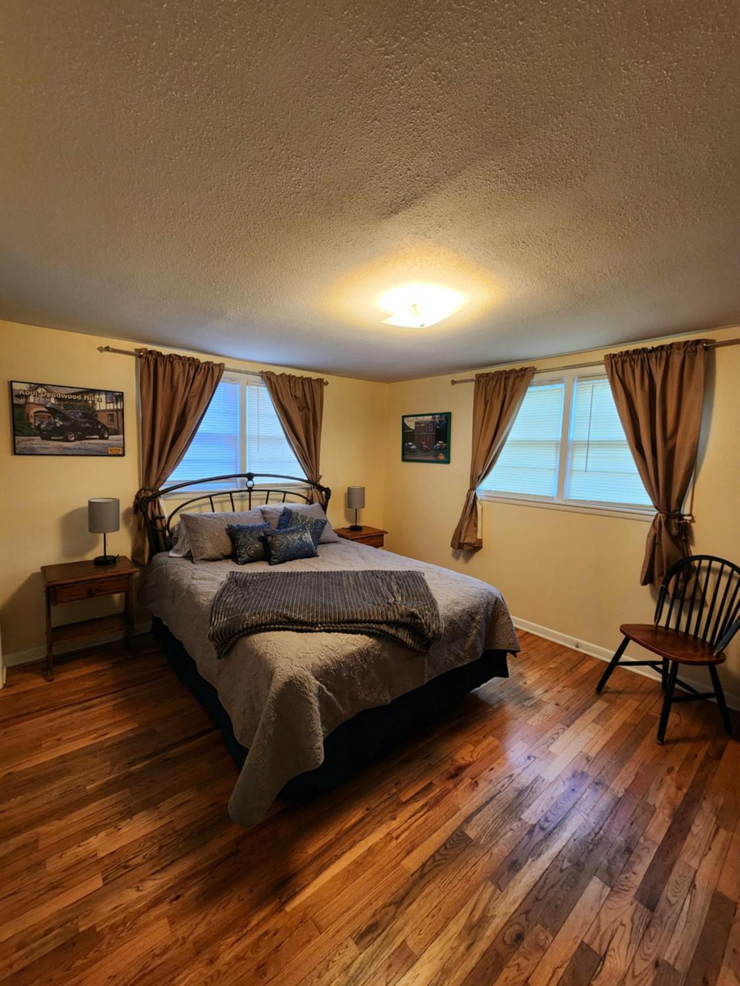 First Deadwood Cottages Экстерьер фото