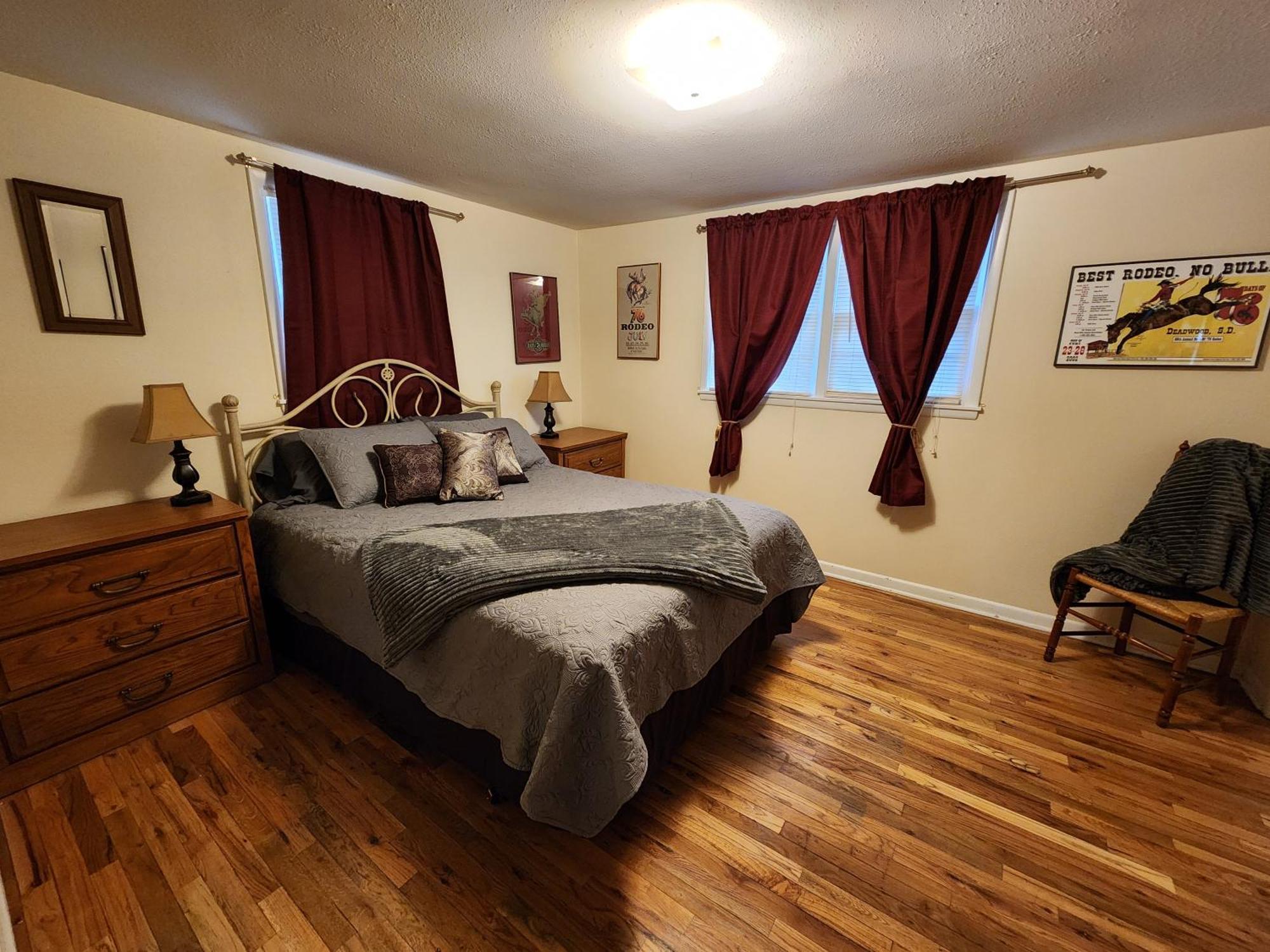 First Deadwood Cottages Экстерьер фото