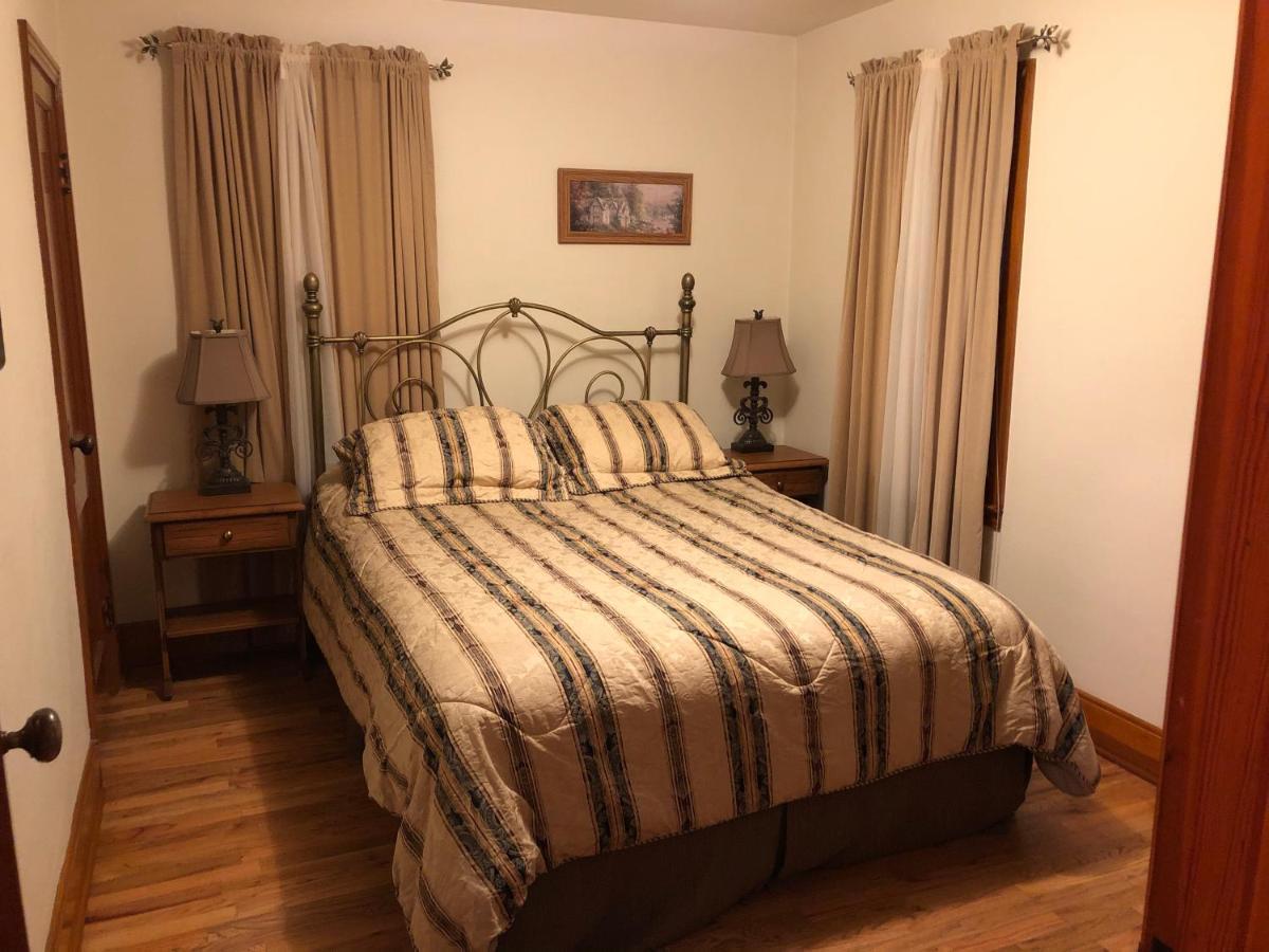 First Deadwood Cottages Экстерьер фото